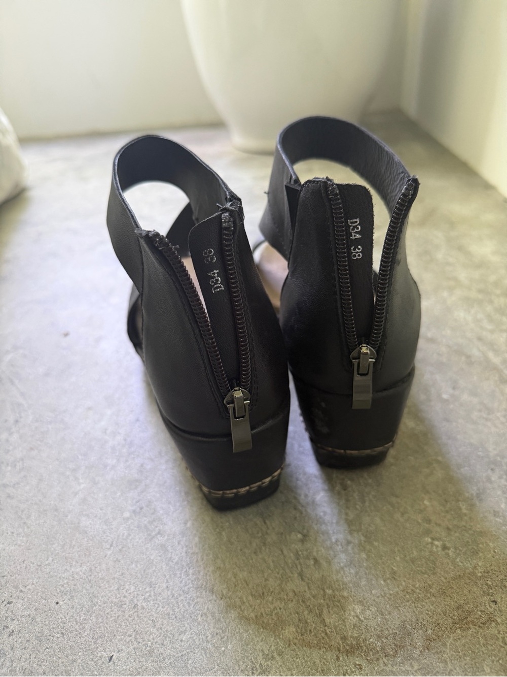 ANTELOPE Black Leather Wedge Sandals with Ankle Strap - Picture 8 of 9
